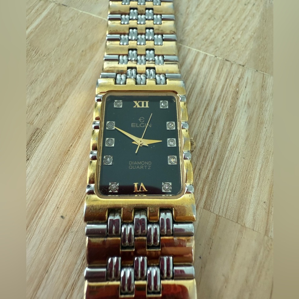 Elgin men’s rectangular black dial diamond two tone dress watch NEW BATTERY